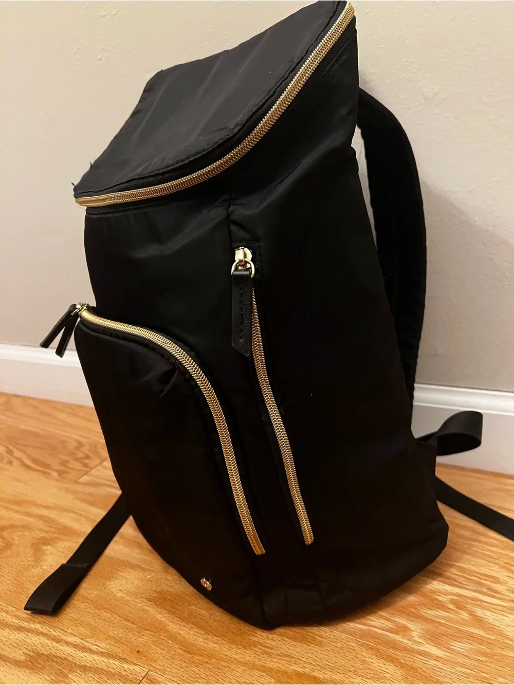 Samsonite Black Backpack with Gold Zippers